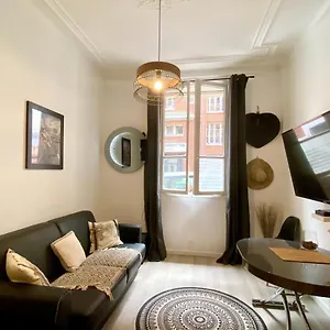 Arc De Triomphe-carnot Luxury & Design , Paris France
